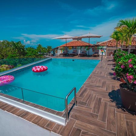 Hotel Encino Malecon Centro プエルトバラータ エクステリア 写真