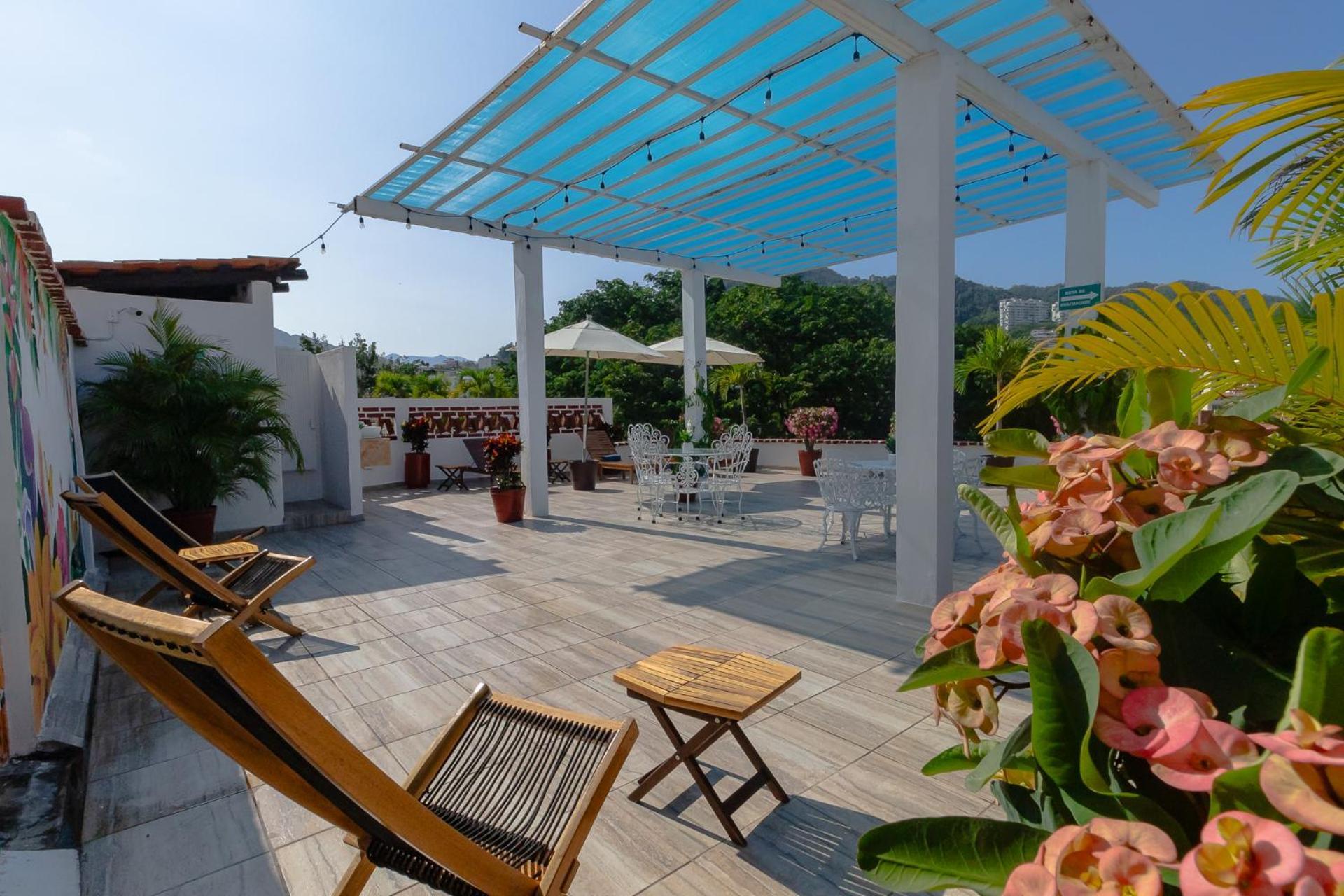 Hotel Encino Malecon Centro プエルトバラータ エクステリア 写真