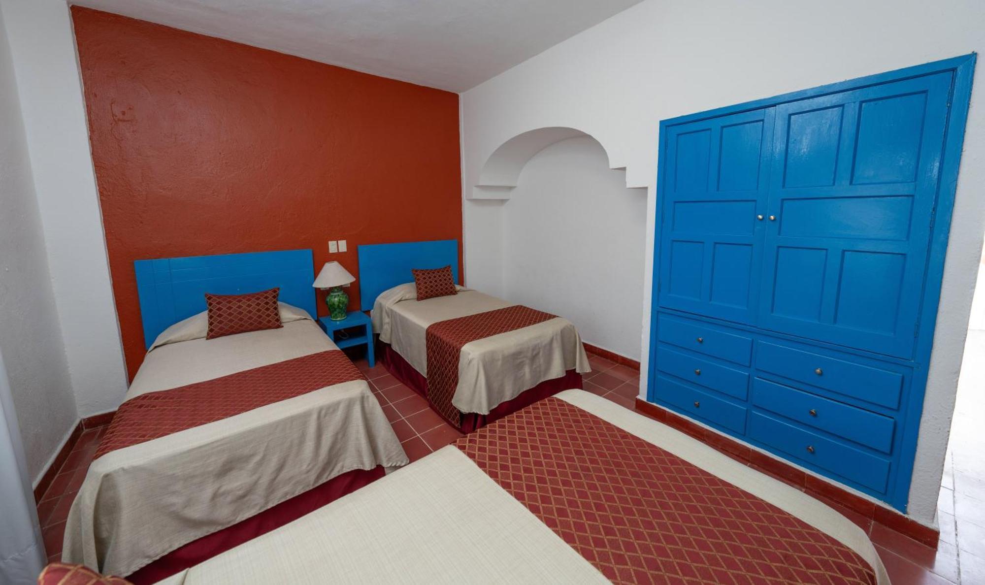 Hotel Encino Malecon Centro プエルトバラータ 部屋 写真